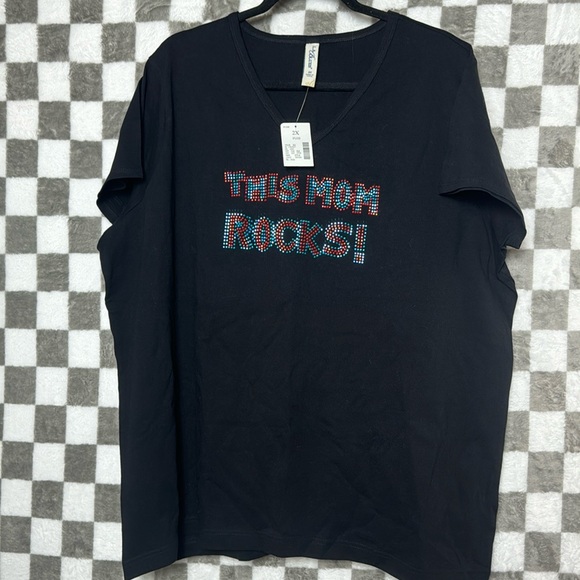 L.A. Blues Tops - L.A. BLUES 2X V Neck Tee shirt this mom rocks tee shirt
